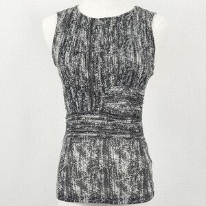 Sleeveless Black & White Textured Tank Top